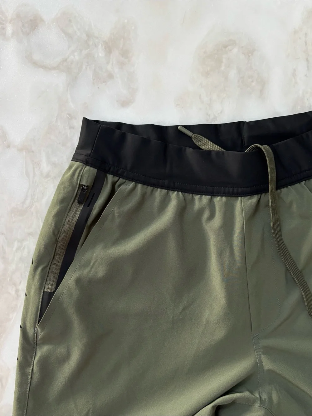 Ten Thousand 7” Interval Athletic Short Men’s Size Small Green Unlined